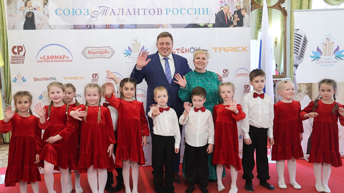 Анатолий Никитин на гала-концерте «Мы дети твои, Россия!»